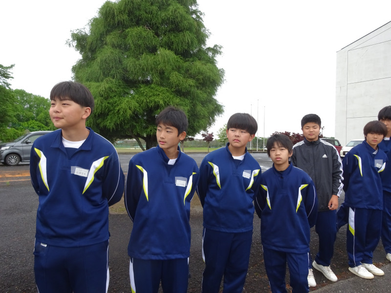 ①