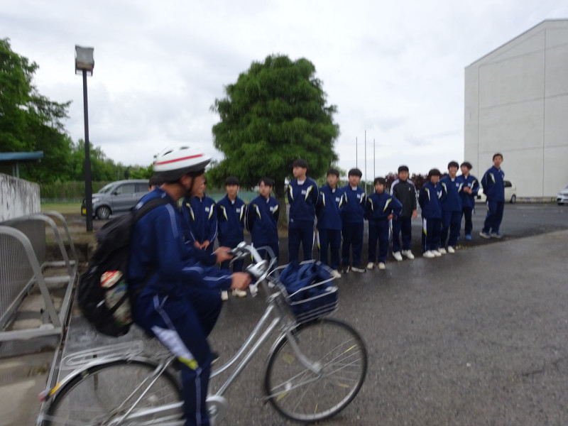 ②