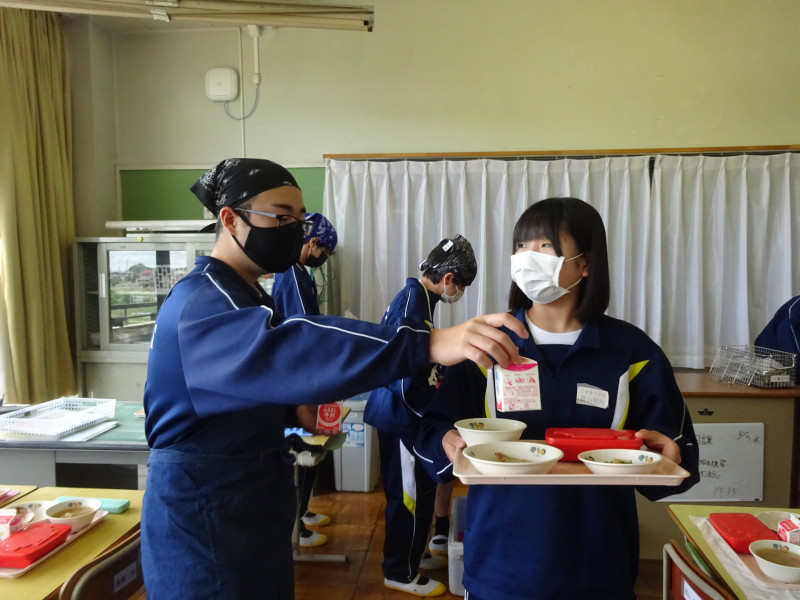 ④