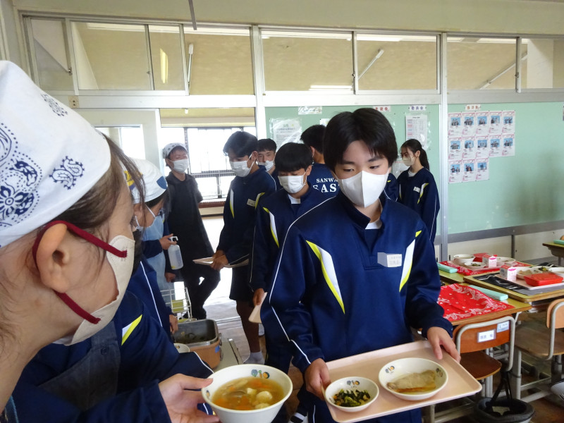 ⑤